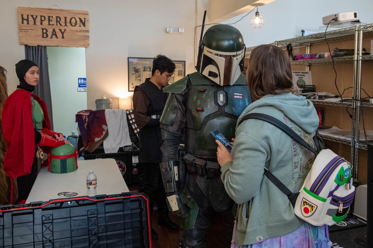 FOREST.MOON.2024.FRIDAY.MARKET.DSC_7489