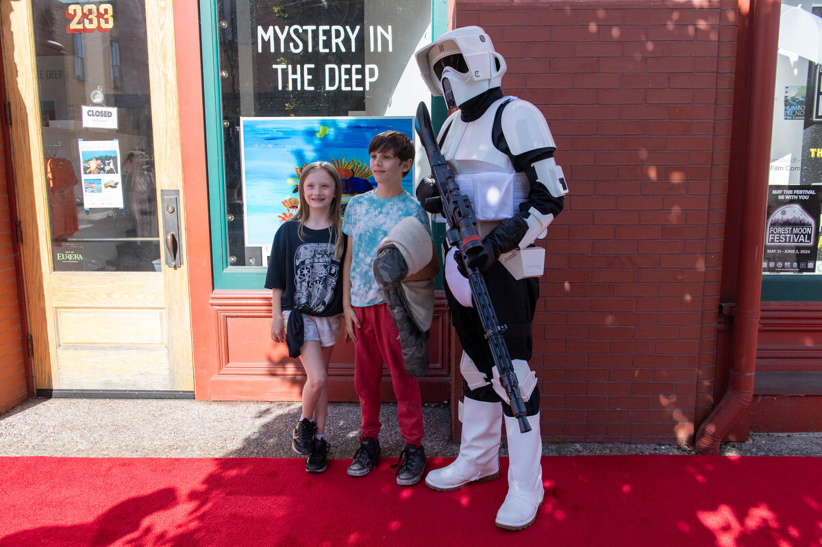 FOREST.MOON.2024.FRIDAY.MARKET.DSC_7511