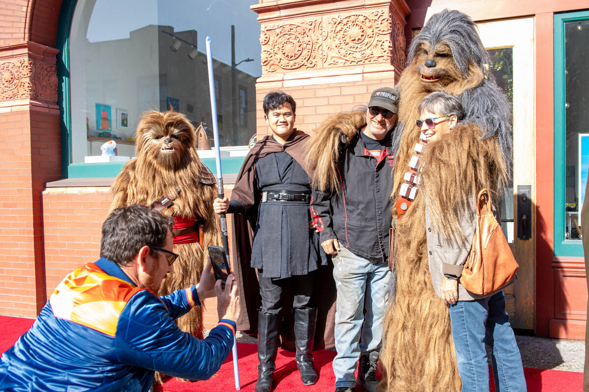 FOREST.MOON.2024.FRIDAY.MARKET.DSC_7604