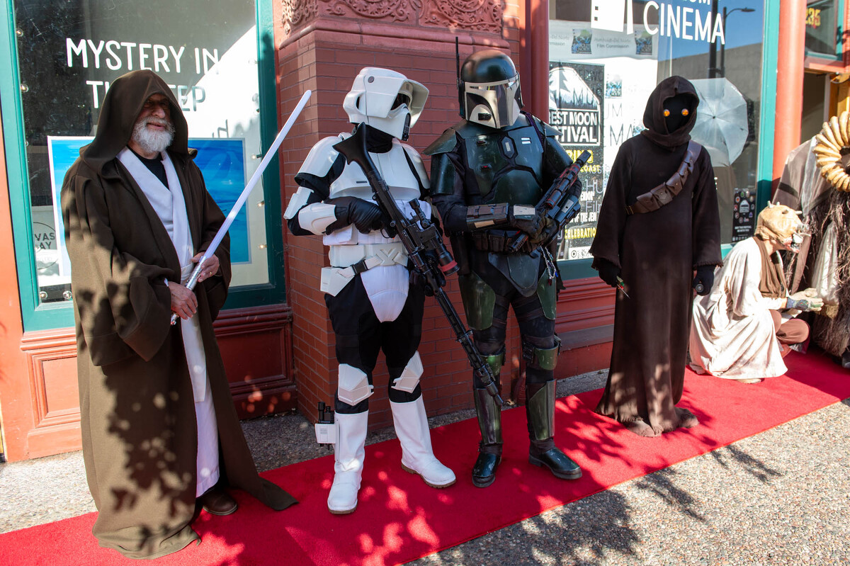 FOREST.MOON.2024.FRIDAY.MARKET.DSC_7658