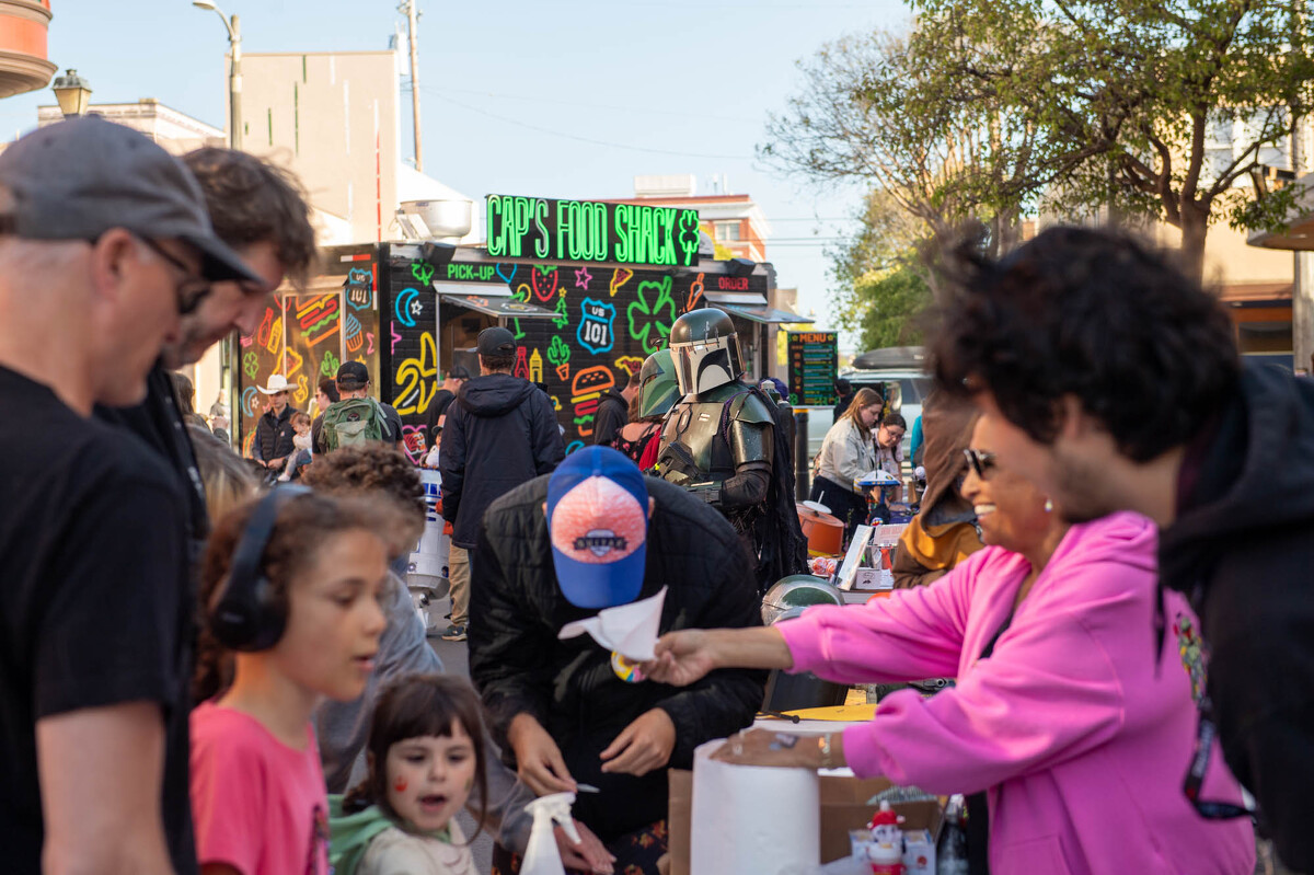 FOREST.MOON.2024.FRIDAY.MARKET.DSC_7743