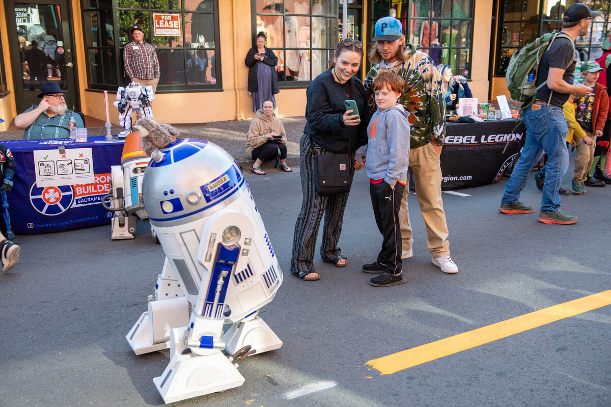 FOREST.MOON.2024.FRIDAY.MARKET.DSC_7778