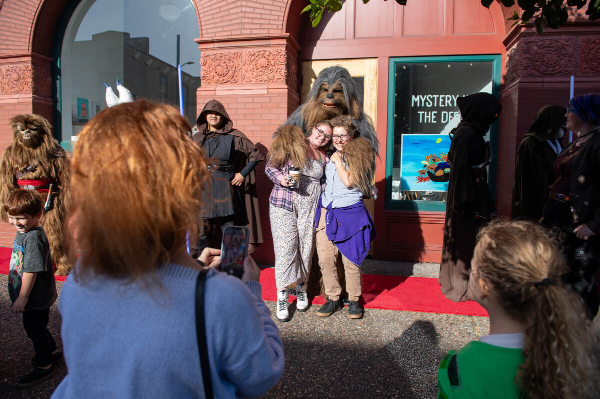 FOREST.MOON.2024.FRIDAY.MARKET.DSC_7797