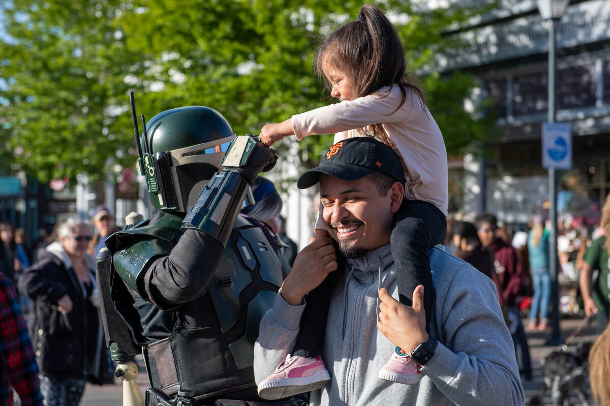 FOREST.MOON.2024.FRIDAY.MARKET.DSC_7860