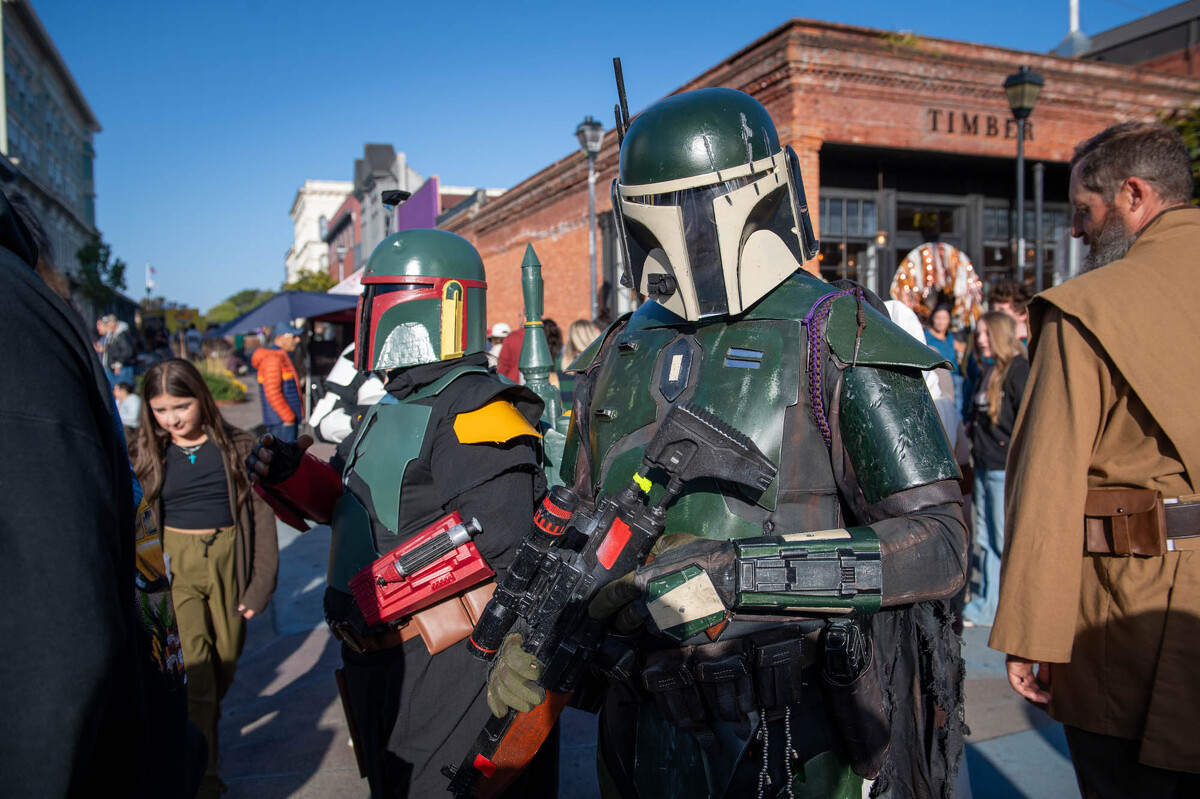 FOREST.MOON.2024.FRIDAY.MARKET.DSC_7892