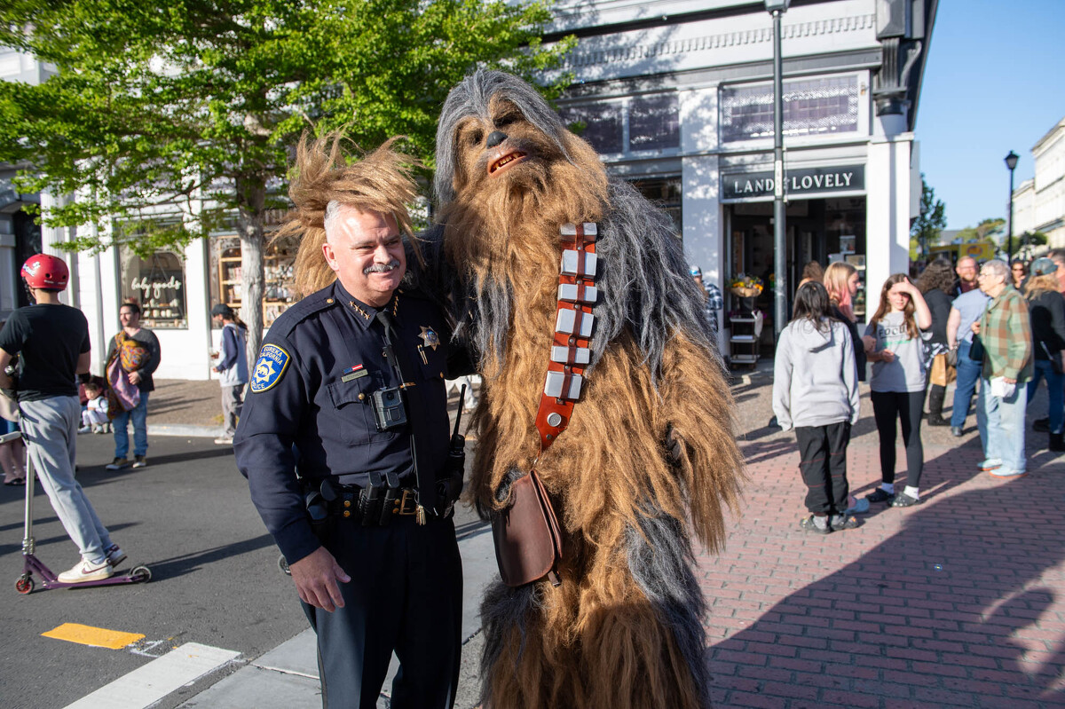 FOREST.MOON.2024.FRIDAY.MARKET.DSC_7928