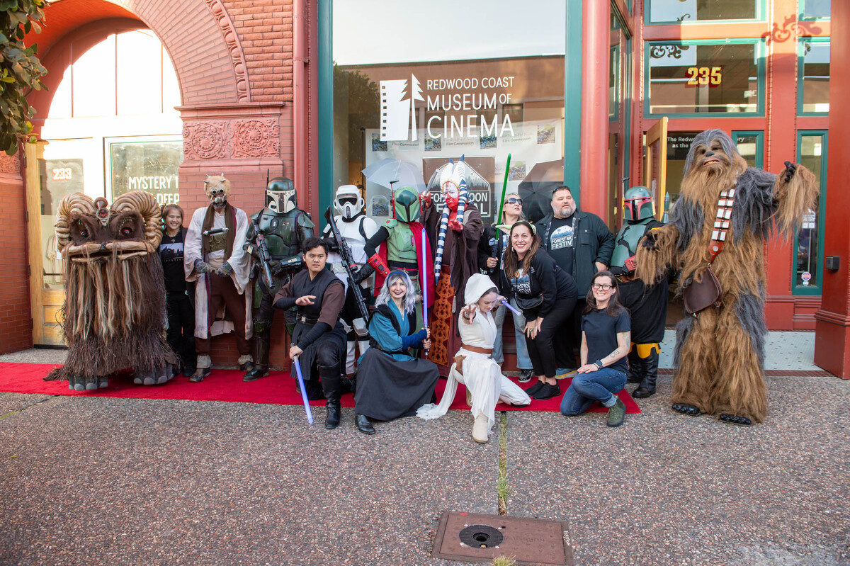 FOREST.MOON.2024.FRIDAY.MARKET.DSC_8030