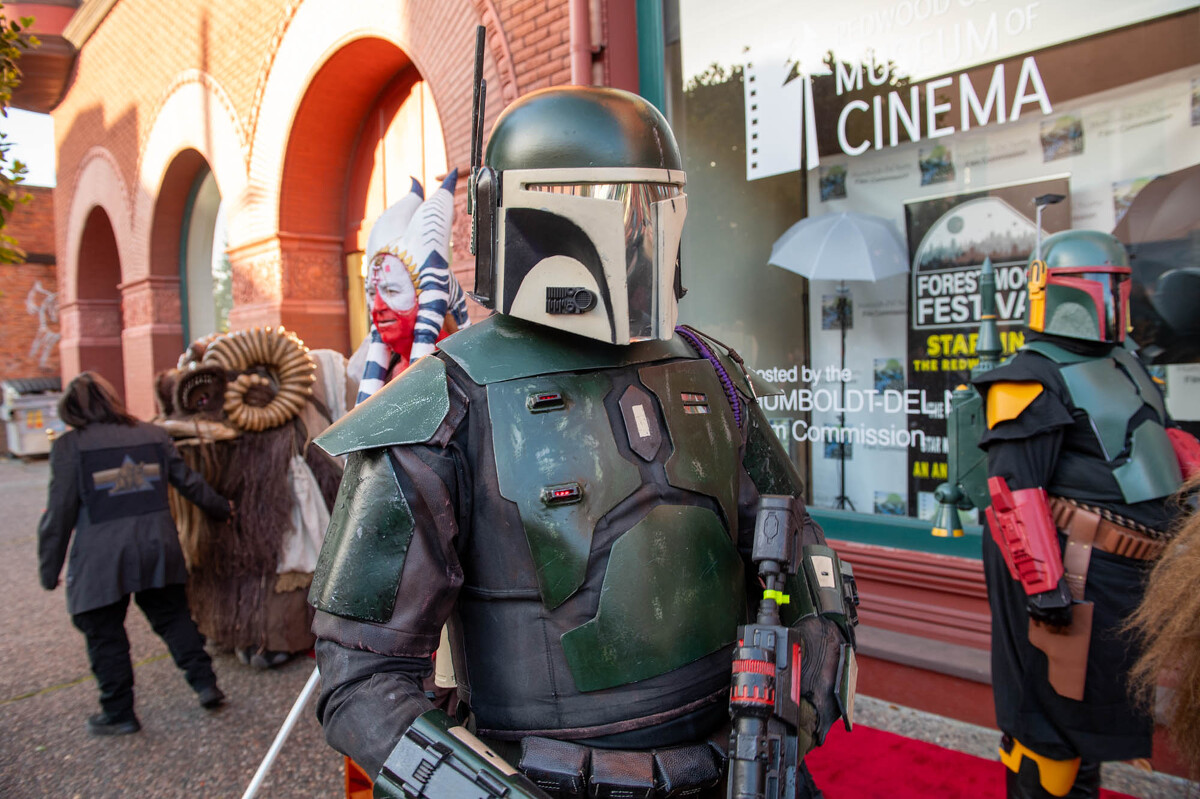 FOREST.MOON.2024.FRIDAY.MARKET.DSC_8065