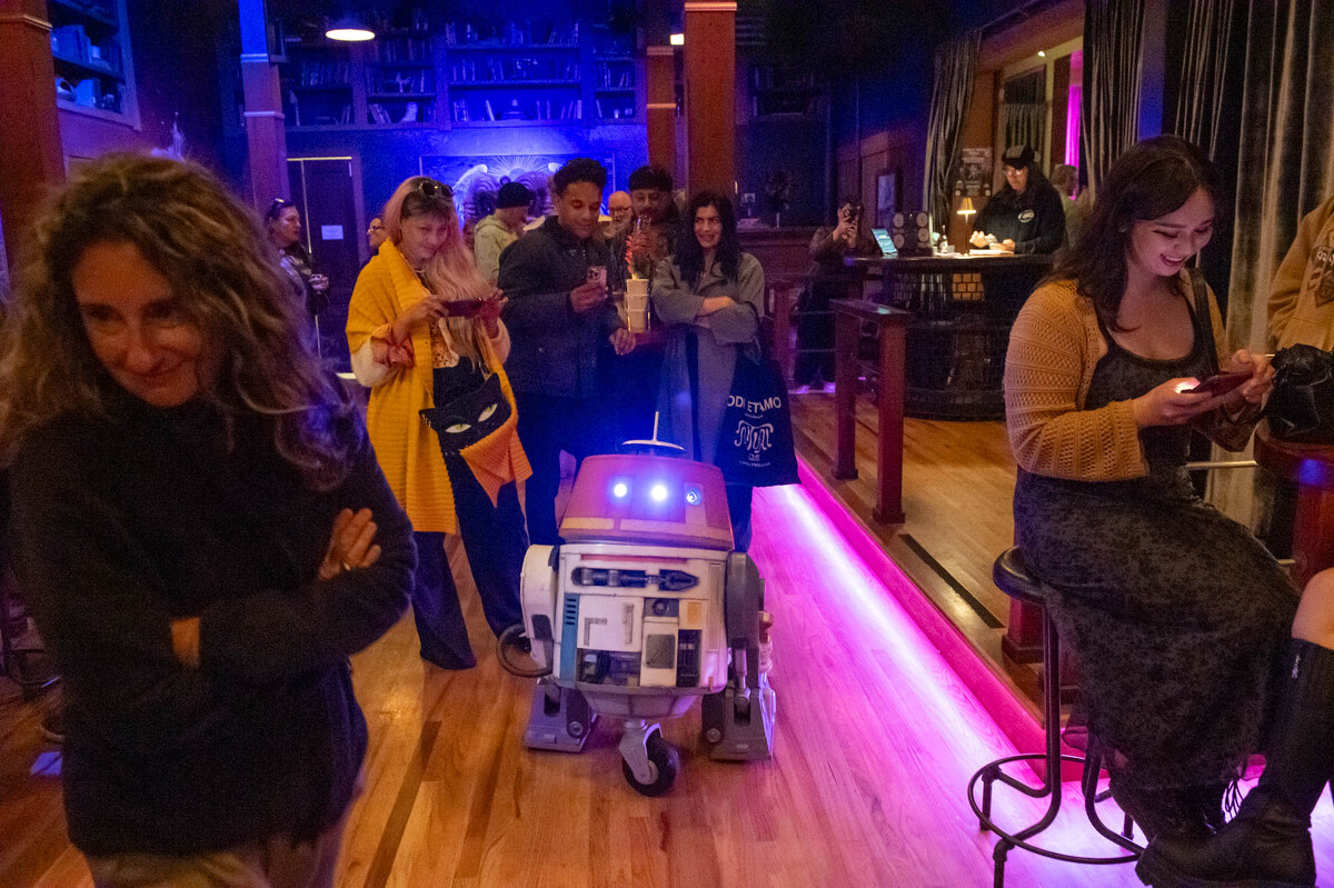 FOREST.MOON.2024.FRIDAY.MARKET.DSC_8111